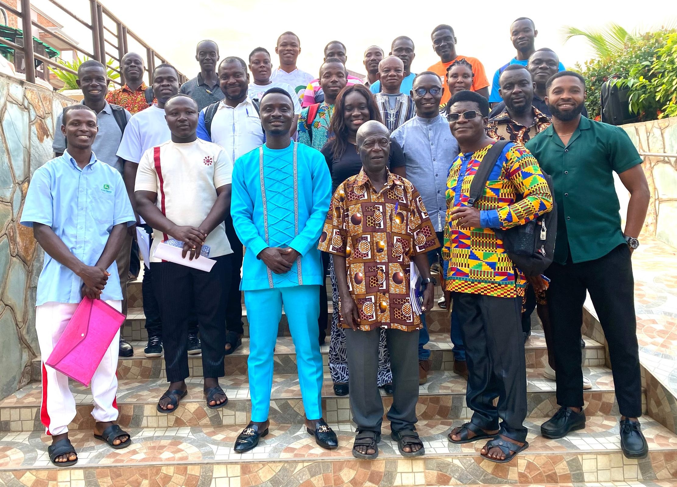 20 community members complete legal training on land and property rights